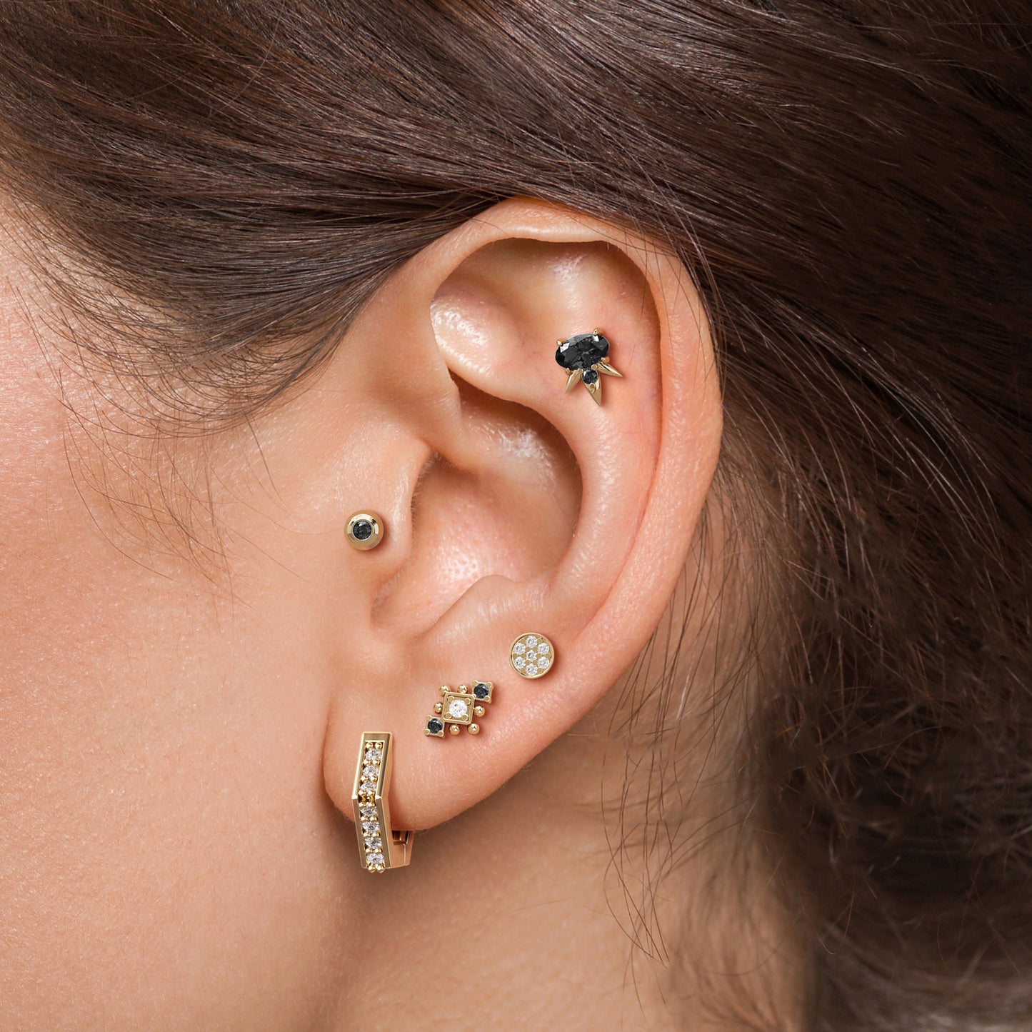 14K Gold Black and White Diamond Beaded Geometric Threadless End