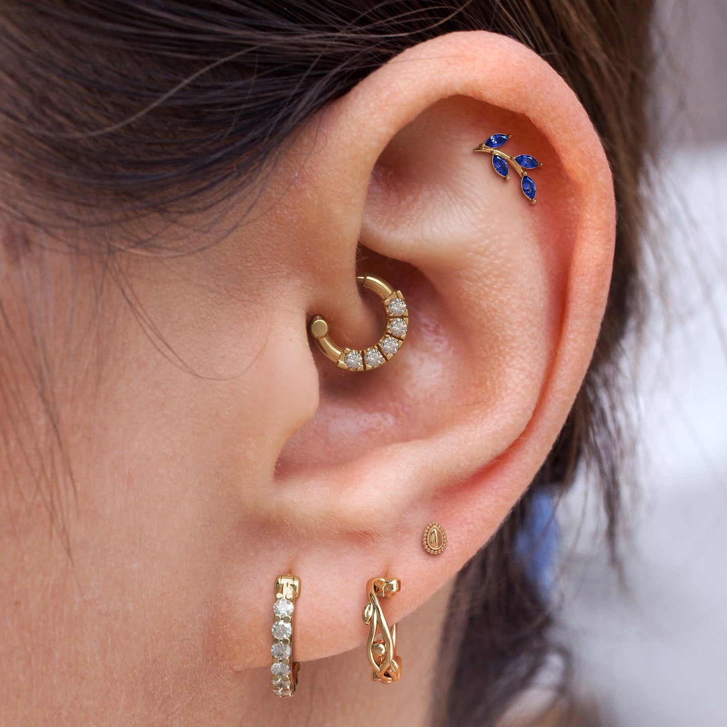 14K Gold Leaf Marquise Sapphire Curved Threadless End