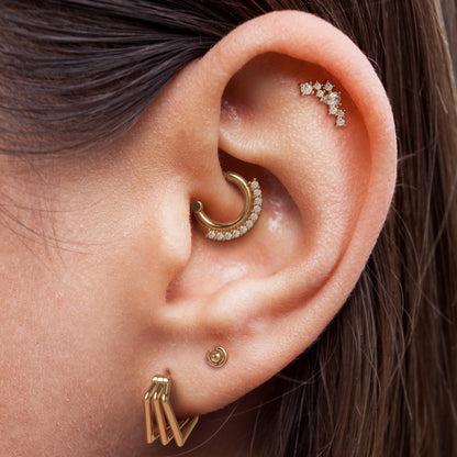 14K Gold Scattered Diamond Curved Threadless End